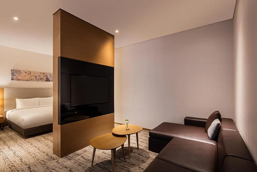 Hotel Ramada By Wyndham Seoul Sindorim 4*,