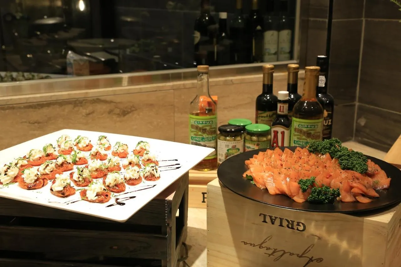 Ramada By Wyndham Seoul Sindorim Hotel
